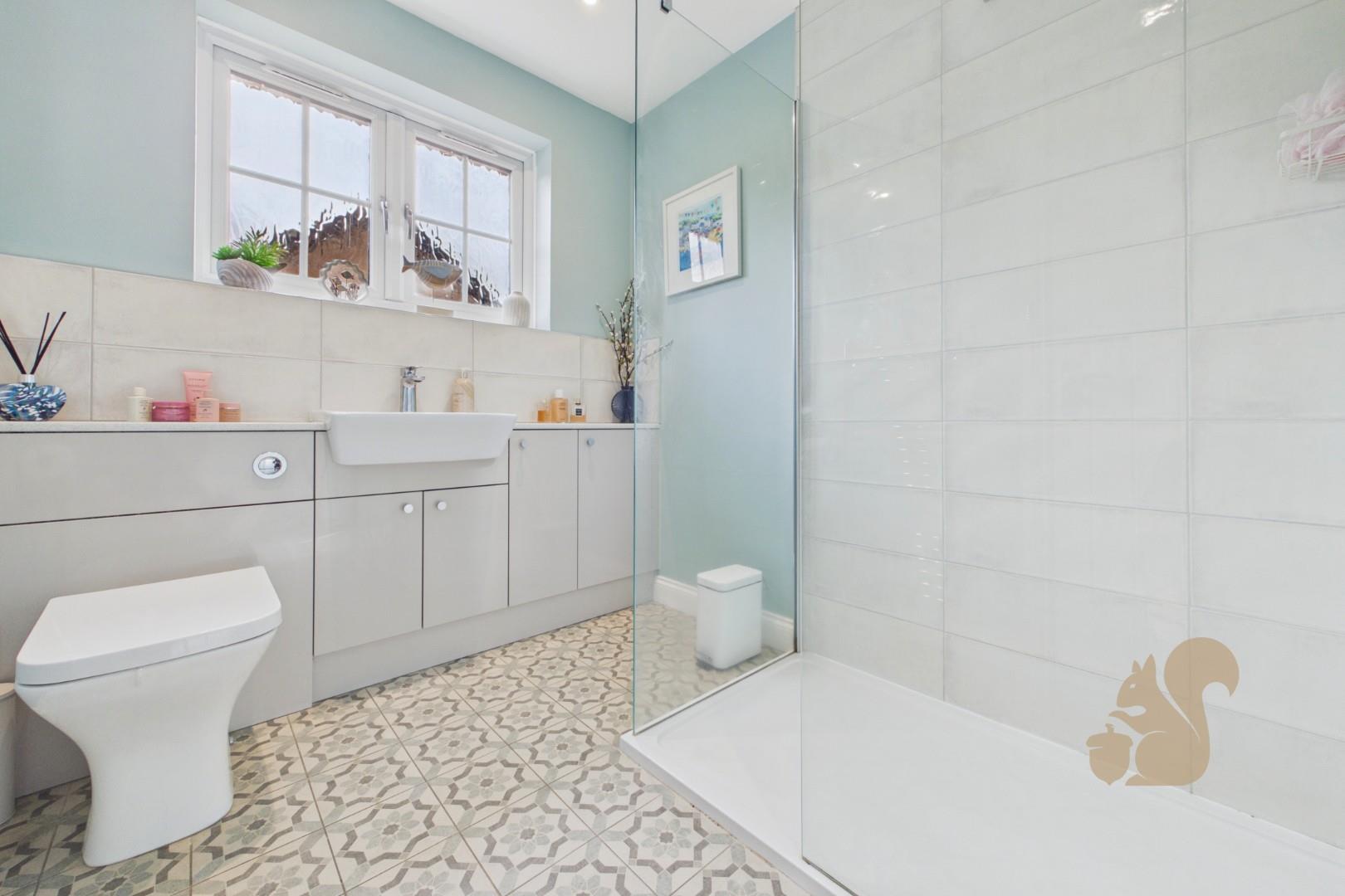 Ensuite